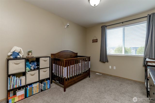 9921 Greenleaf Loop SE, Yelm, WA 98597