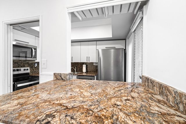 1967 S Ocean Blvd Apt 104, Pompano Beach, FL 33062