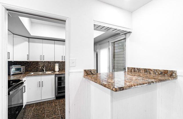 1967 S Ocean Blvd Apt 104, Pompano Beach, FL 33062