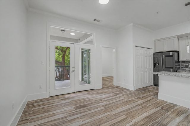 300 St Joseph Parkway 124, Houston, TX 77002