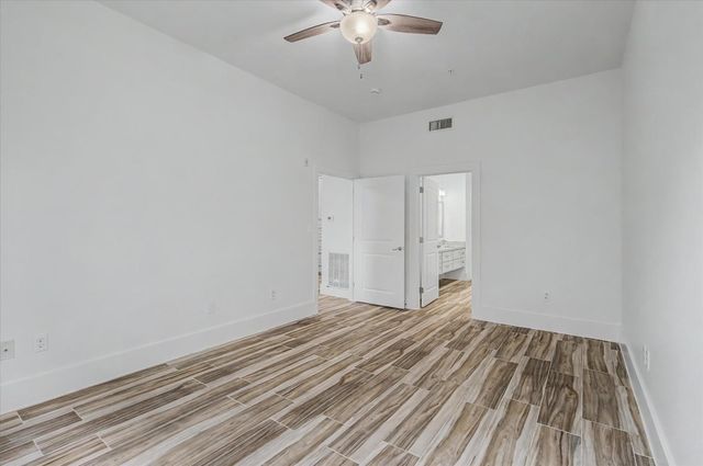 300 St Joseph Parkway 124, Houston, TX 77002