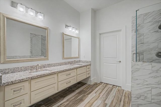 300 St Joseph Parkway 124, Houston, TX 77002