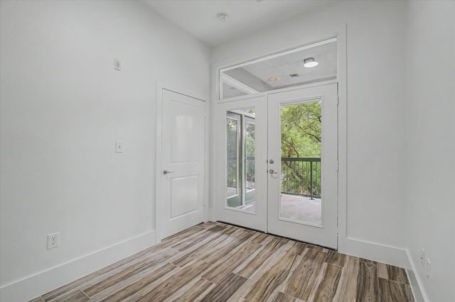 300 St Joseph Parkway 124, Houston, TX 77002