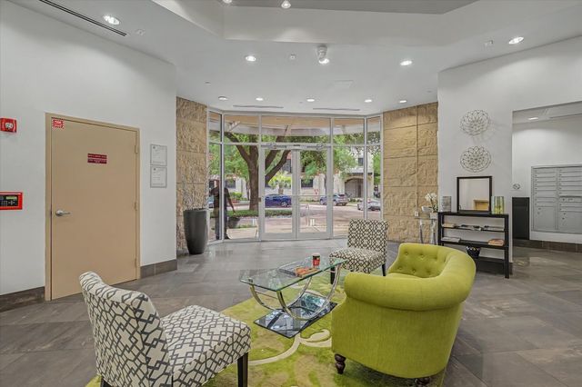 300 St Joseph Parkway 124, Houston, TX 77002