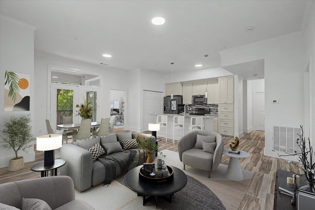 300 St Joseph Parkway 124, Houston, TX 77002