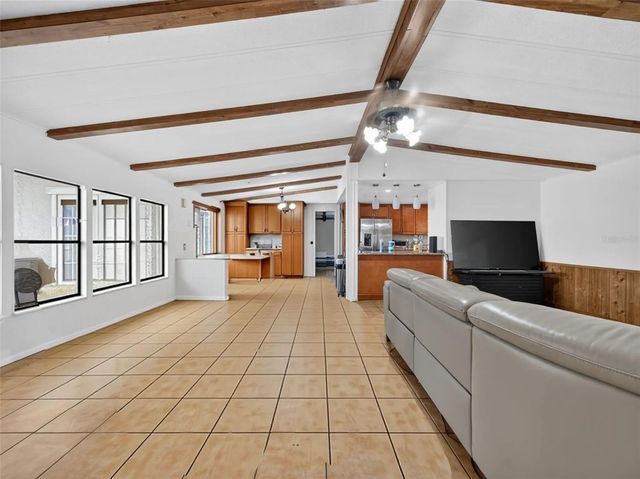 14820 COUNTY ROAD 48, Astatula, FL 34705