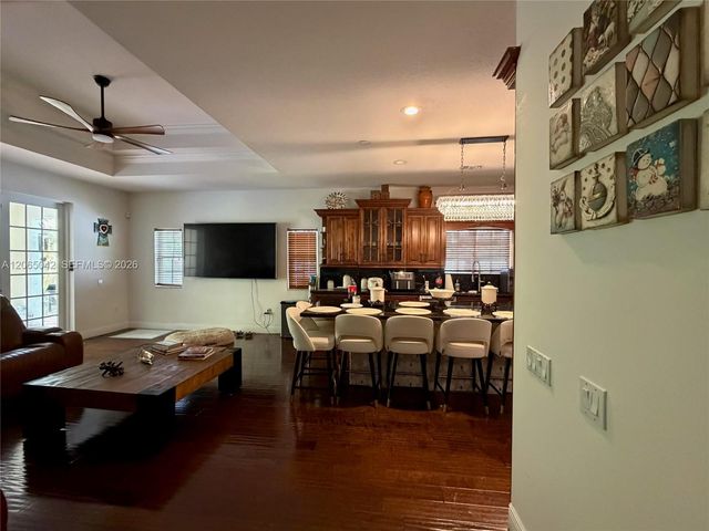 15901 NW 83rd Pl, Miami Lakes, FL 33016