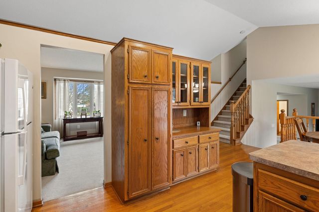 6345 Bailey Trail, Inver Grove Heights, MN 55077