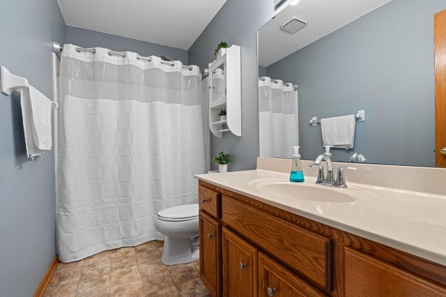 6345 Bailey Trail, Inver Grove Heights, MN 55077