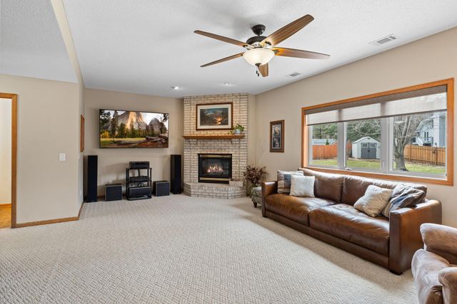 6345 Bailey Trail, Inver Grove Heights, MN 55077