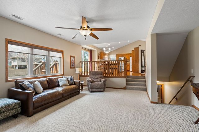 6345 Bailey Trail, Inver Grove Heights, MN 55077