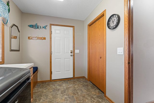 6345 Bailey Trail, Inver Grove Heights, MN 55077