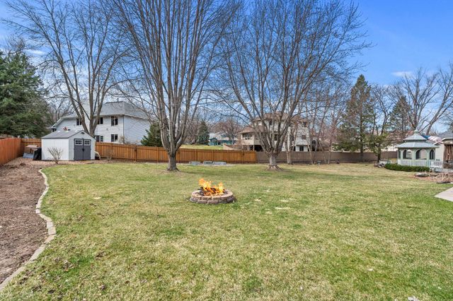 6345 Bailey Trail, Inver Grove Heights, MN 55077