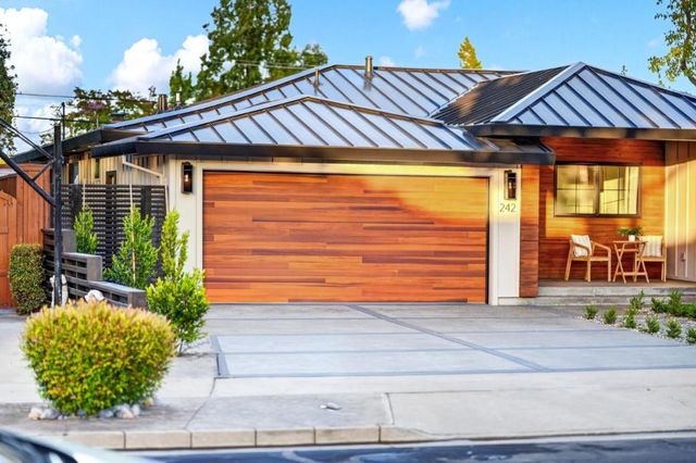 242 Howes Drive, Los Gatos, CA 95032