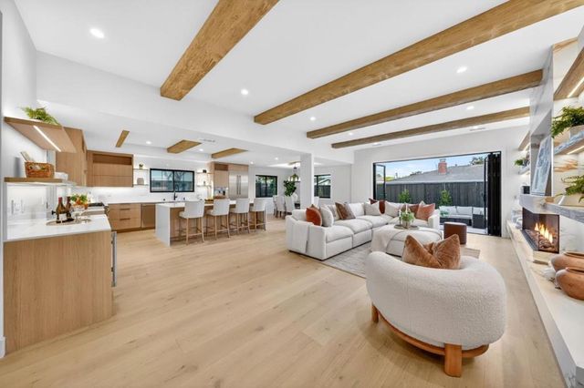 242 Howes Drive, Los Gatos, CA 95032