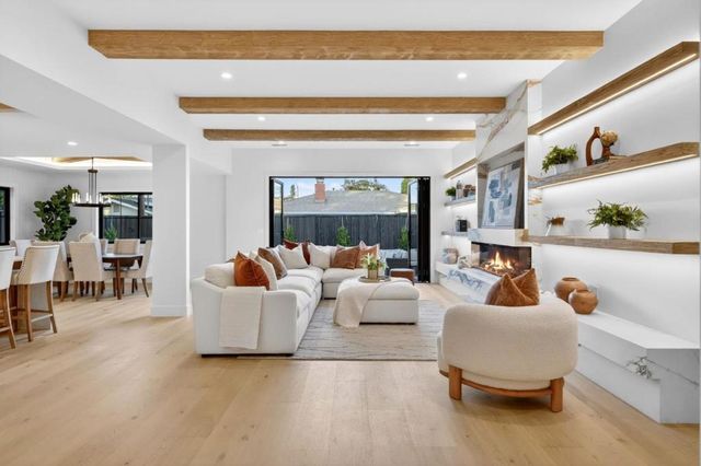 242 Howes Drive, Los Gatos, CA 95032
