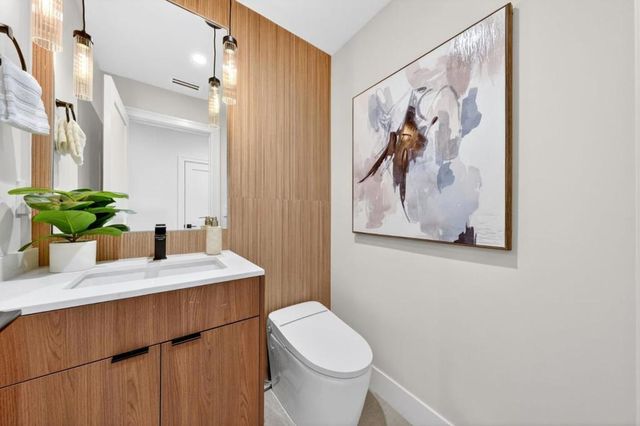 242 Howes Drive, Los Gatos, CA 95032