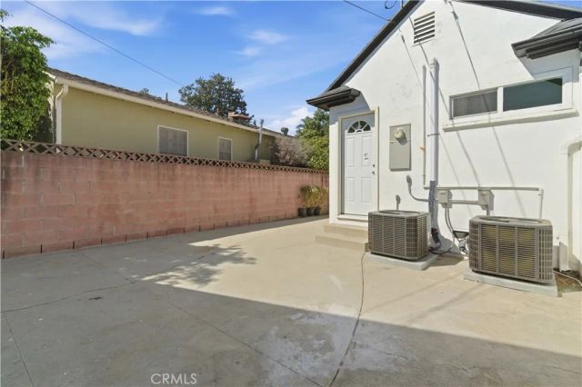 3972 Hubert Avenue, Los Angeles, CA 90008