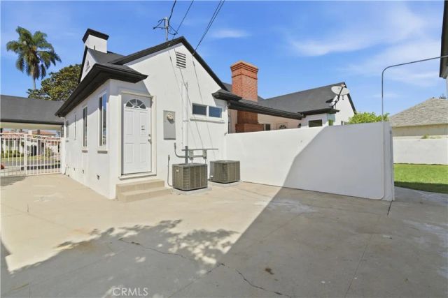 3972 Hubert Avenue, Los Angeles, CA 90008