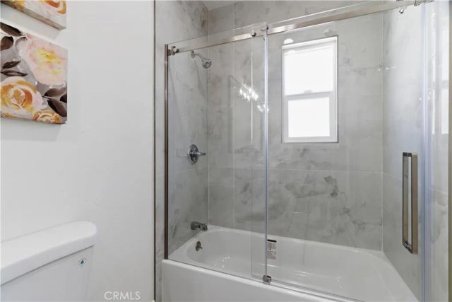 3972 Hubert Avenue, Los Angeles, CA 90008