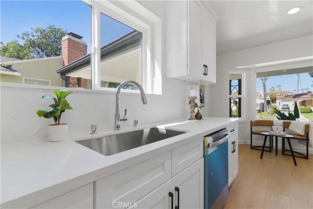 3972 Hubert Avenue, Los Angeles, CA 90008