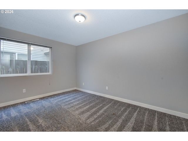 7407 Ne 43RD St, Vancouver, WA 98662