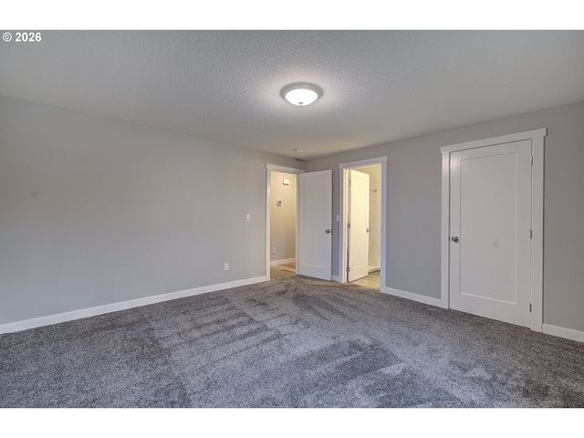 7407 Ne 43RD St, Vancouver, WA 98662