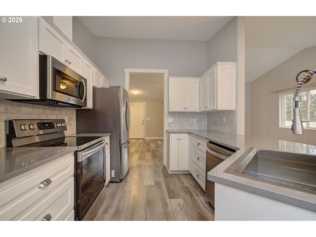 7407 Ne 43RD St, Vancouver, WA 98662