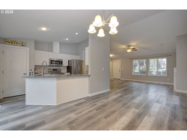 7407 Ne 43RD St, Vancouver, WA 98662