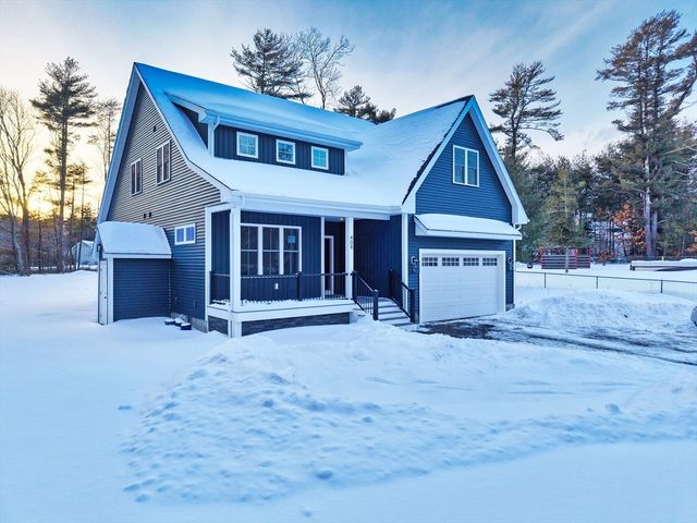 408 Flag Swamp Rd, Dartmouth, MA 02747
