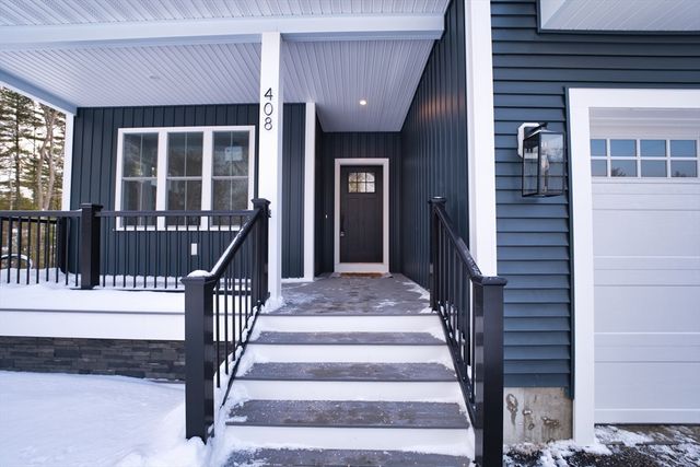 408 Flag Swamp Rd, Dartmouth, MA 02747