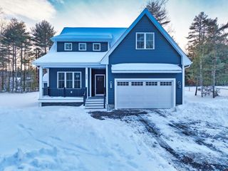 408 Flag Swamp Rd, Dartmouth, MA 02747