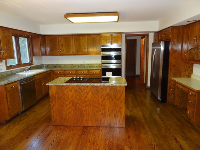 2619 MODAFF Road, Naperville, IL 60565