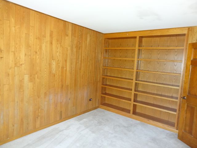 2619 MODAFF Road, Naperville, IL 60565