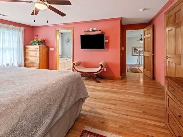 9 Santom St, Auburn, MA 01501