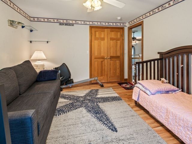 9 Santom St, Auburn, MA 01501