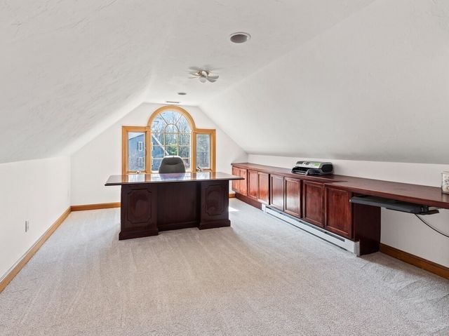 9 Santom St, Auburn, MA 01501