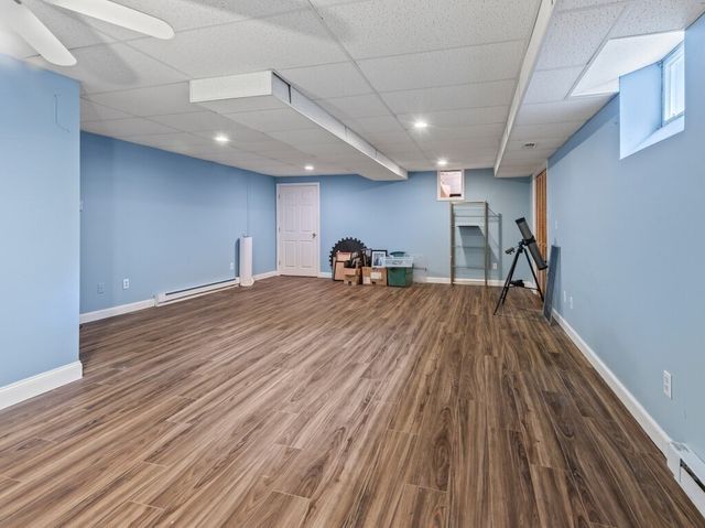 9 Santom St, Auburn, MA 01501