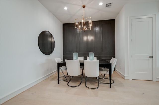 1012 E 26th Street, Houston, TX 77009