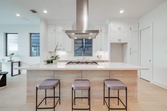 1012 E 26th Street, Houston, TX 77009