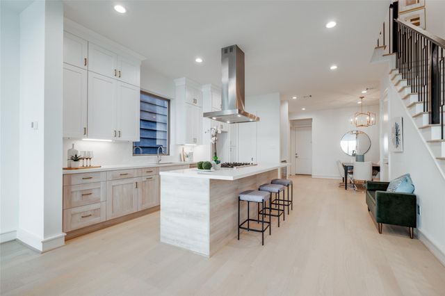 1012 E 26th Street, Houston, TX 77009
