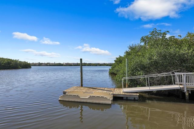 7334 MARATHON DRIVE, Seminole, FL 33777