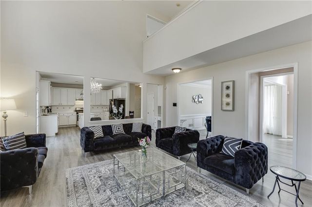 3270 Royal Creek Way SW, Lilburn, GA 30047