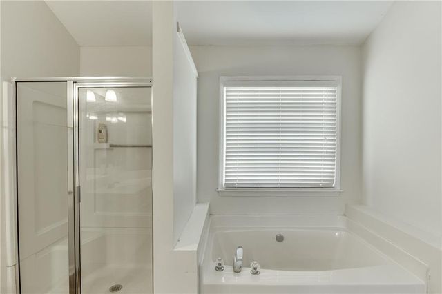 3270 Royal Creek Way SW, Lilburn, GA 30047