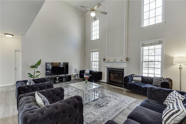 3270 Royal Creek Way SW, Lilburn, GA 30047