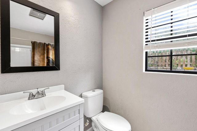 3704 Austin CV, Lago Vista, TX 78645