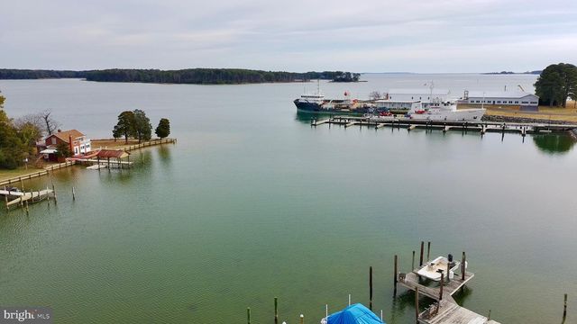 45394 WALNUT ST, Piney Point, MD 20674