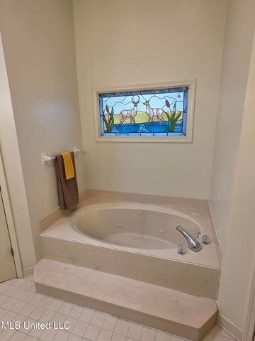 8625 Deer Creek Circle, Olive Branch, MS 38654