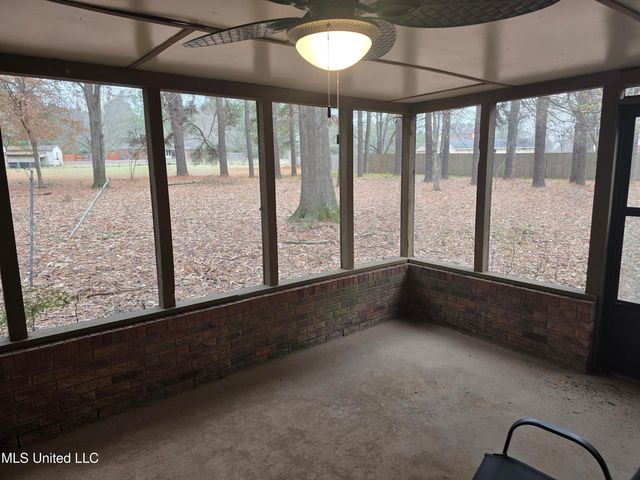 8625 Deer Creek Circle, Olive Branch, MS 38654