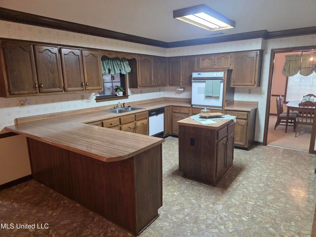 8625 Deer Creek Circle, Olive Branch, MS 38654